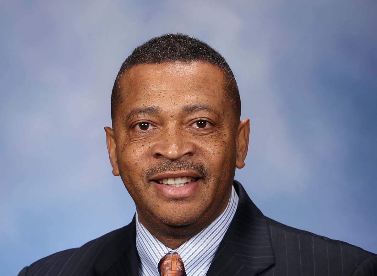 Headshot of State Rep. Tyrone Carter 